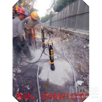 貴州貴陽(yáng)土石方工程中劈裂棒替代爆破技術(shù)的應(yīng)用與優(yōu)勢(shì)